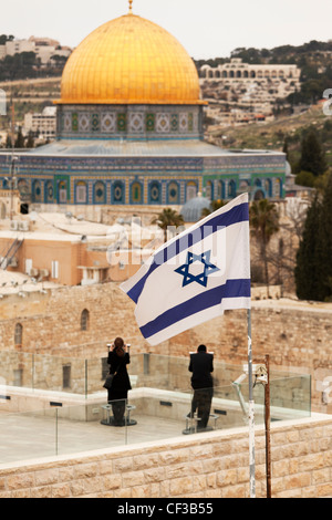 Israel,Jerusalem,couple at an overview of the Dome of the Rock and the Wailing Wall Stock Photo