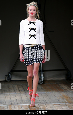 Moschino Cheap & Chic Milan Ready to Wear Spring Summer 2011 Stock Photo