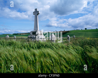 Piper's Hill Monument on Branxton Ridge was erected in 1910 as a memorial to the last, most bloody battle fought in Northumberla Stock Photo