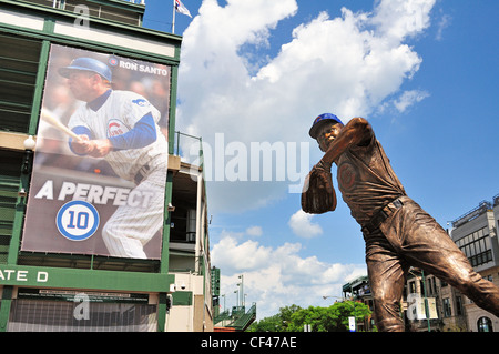 Billy Williams Statue in Front of Wrigley Field, artistmac