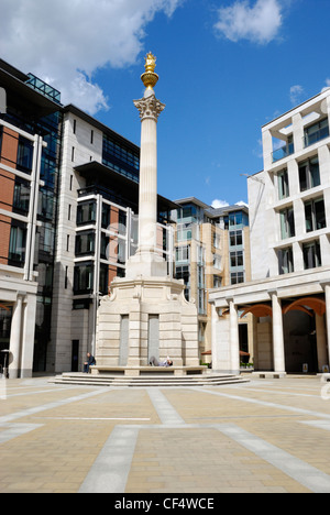 View of Paternoster Square showing the Paternoster Square Column and modern office buildings. Stock Photo