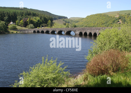 Garreg-ddu Dam Elan Valley Powys Wales UK Stock Photo