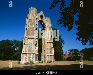 East wall of the chancel of Walsingham Abbey church on the site of the Holy House of Nazareth built by Saxon noblewoman Richeldi Stock Photo