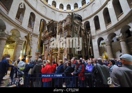 Line to enter the Edicule at the center of the Church of the Holy Sepulchre Rotunda in Jerusalem, Israel. Stock Photo