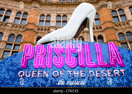 Priscilla, Queen of the Desert signage on the front of the Palace theatre at Cambridge Circus Stock Photo