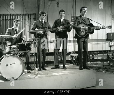 THE ROULETTES UK pop group in June 1964 Stock Photo - Alamy