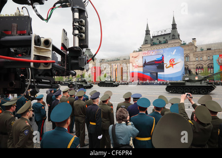 MOSCOW MAY 6 Soldiers tanks participate rehearsal honor Great Patriotic War victory TV camera record Red Square May 6 2010 Stock Photo