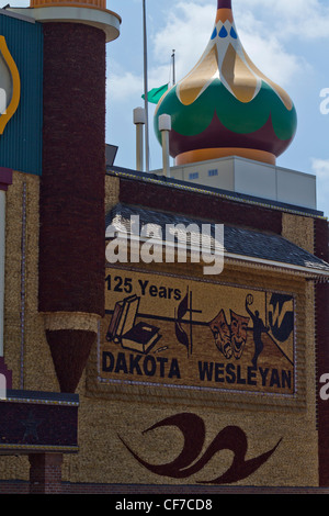 Close up of historical corner wall of building Corn Palace in Mitchell South Dakota in USA US closeup nobody vertical low angle front view hi-res Stock Photo