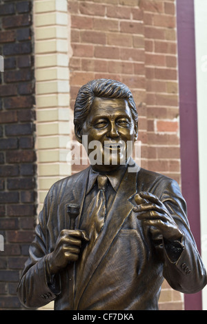 American Rapid City South Dakota historical bronze statue of US president Bill Clinton on the city street in USA  US  hi-res Stock Photo