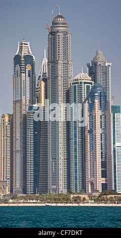 The skyscrapers of the 'Dubai Marina' area (Dubai - the United Arab Emirates). Les gratte-ciel du quartier 'Dubai Marina'. Dubaï Stock Photo