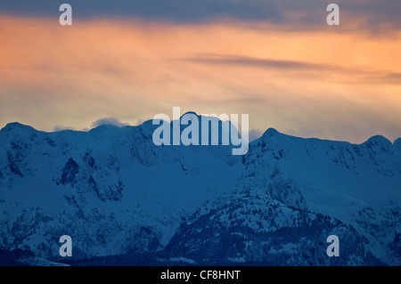 Winter sunset over Mount Arrowsmith, Vancouver Island, British Columbia. Canada. SCO 8073 Stock Photo