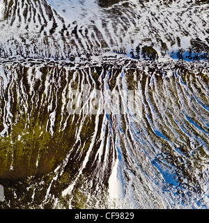 Snow Covered Mountains at Myrdalsjökull in Southern Iceland in Winter ...