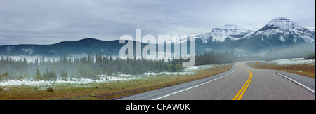 Highway 66, Elbow Valley, Kananaskis Country, Alberta, Canada Stock Photo