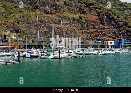 Europe, Portugal, Republica Portuguesa, Madeira, Calheta, Vila da Calheta, Marina, tourism, water, building, construction, boats Stock Photo