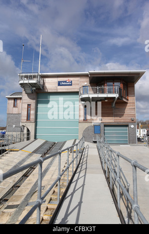 New Lifeboat station at Kingston Beach, Shoreham, West Sussex. Opened in Oct 2010 on the site of the old lifeboat station Stock Photo