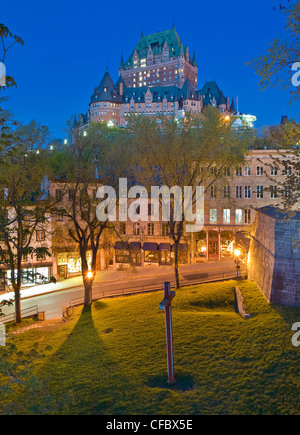 Chateau Frontenac hotel and in the foreground, Montmorency Park. Cote de la Montagne, Quebec City, Quebec, Canada Stock Photo