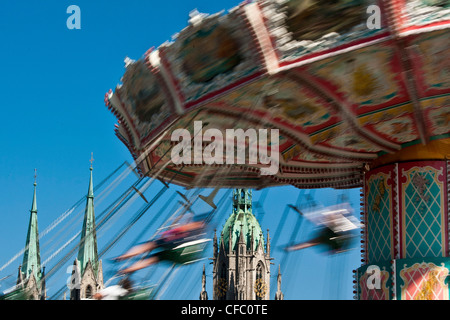 Bavaria, Germany, Europe, beer festival, October, tradition, party, festival, joy, speed, swiftness, carousel, chain carousel, s Stock Photo