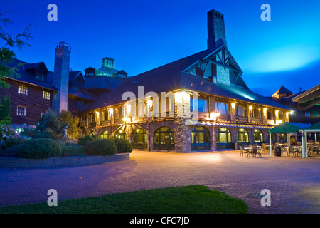 Wing housing dining room Fairmont Le Chateau Stock Photo