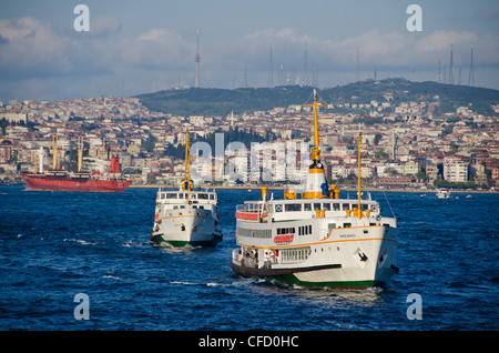 Busy waterways on the Golden Horn looking towards the Bosphorus, Istanbul, Turkey. Stock Photo