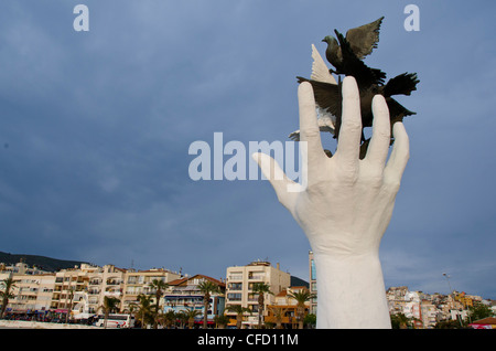 Hand of Peace Monument, Kusadasi, a resort town on Turkey's Aegean coast in Aydın Province Stock Photo