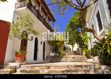 OLD SAN JUAN, PUERTO RICO - Charming plaza between buildings with stairs. Stock Photo