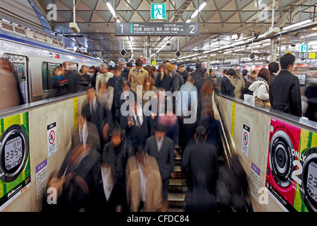 Tokyo Subway Train During Rush Hour Stock Photo - Alamy