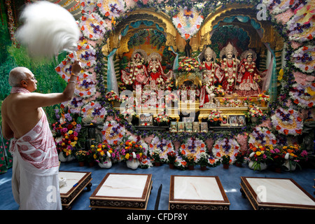 Aarthy celebration in Bhaktivedanta Manor ISKCON (Hare Krishna) temple, Watford, Hertfordshire, England, United Kingdom, Europe Stock Photo