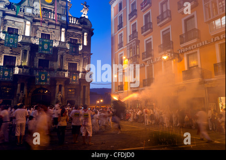 El Toro de Fuego (Firework Bull Run), San Fermin festival, Pamplona, Navarra (Navarre), Spain, Europe Stock Photo