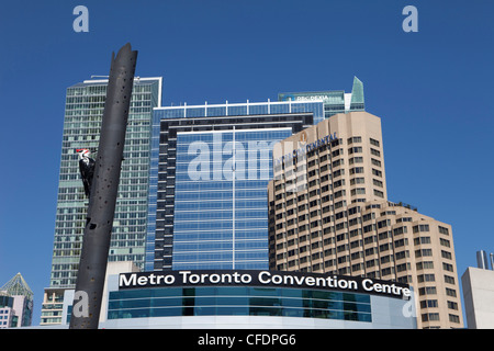 Metro Toronto Convention Centre and Woodpecker Column, Toronto, Canada Stock Photo