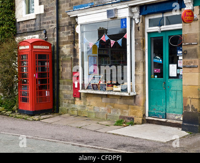Post Office and telephone box in the small village of Longnor, Peak District, Staffordshire Stock Photo