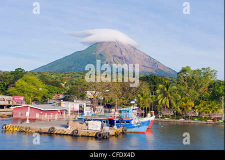 Harbour below Volcan Concepcion, 1610m, Ometepe Island, Lake Nicaragua, Nicaragua, Central America Stock Photo