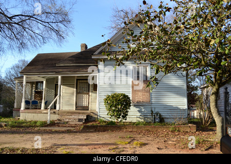 Mystical image of old, abandoned, foreclosed home in the American south. Stock Photo