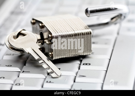unlocked paddock on computer keyboard Stock Photo