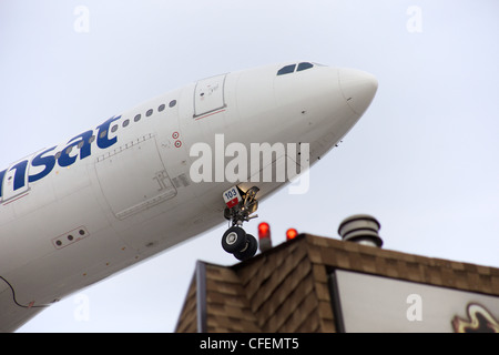 Air Transat Airbus 330 Landing at Pearson Airport Stock Photo