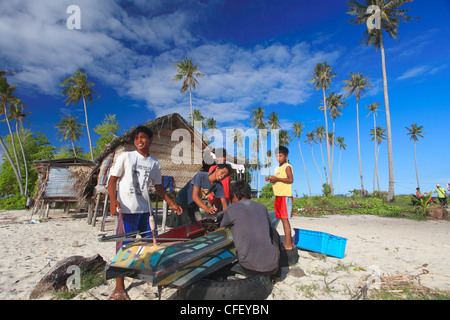 Human interest of the Sea Bajau tribes of Semporna, Sabah Stock Photo