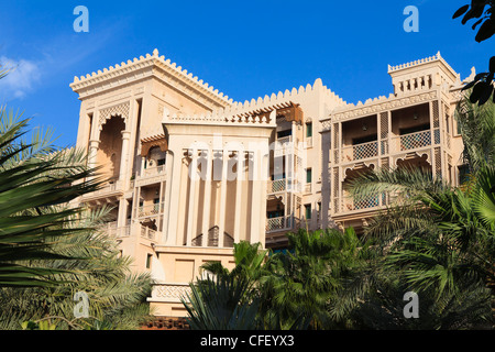 Arabesque architecture of the Al Qasr Hotel, part of the Madinat Jumeirah Hotel, Jumeirah Beach, Dubai, United Arab Emirates Stock Photo