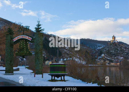 New Year decoration and Reichsburg Cochem Castle, Cochem, Mosel, Moselle, Valley, Rhineland-Palatinate, Germany, Winter Stock Photo