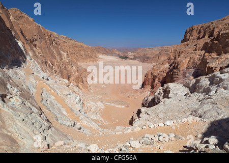 View of a wadi in the Sinai desert, Egypt Stock Photo