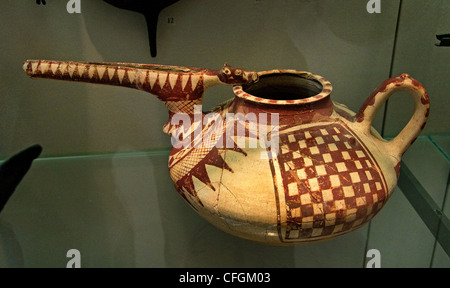 Painted pottery spouted jar with geometric checkerboard pattern, Iron Age, 9th-8th Century BC, excavated from Tepe Sialk, Iran. Stock Photo