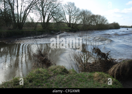 Severn Bore, a tidal bore on the River Severn, at Lower Parting, Gloucester, UK Stock Photo