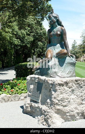 Bronze statue - Pania of the Reef , in Art Deco Napier, New Zealand. A UNESCO world heritage site. Stock Photo