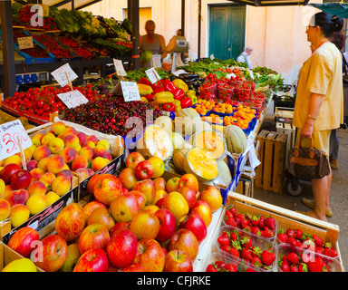 Fruit and vegetable market, Rialto, Venice, Veneto, Italy, Europe