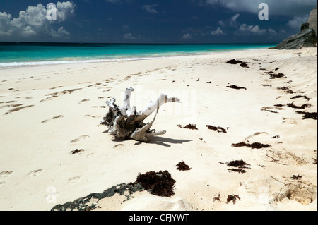 Wide-angle capture of Surf Side Beach, Warwick Parish, Bermuda Stock Photo