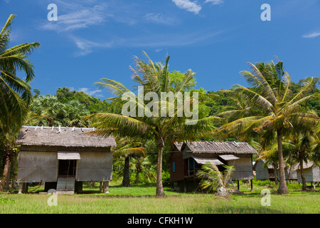 Wooden bungalows on Koh Tonsay island near Kep - Kep Province, Cambodia Stock Photo