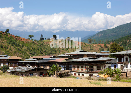 Tiny settlement of Pana in the Punakha Valley near Chimi, Lhakhang Temple, Punakha, Bhutan, Himalayas, Asia Stock Photo