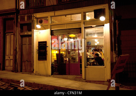 Valparaiso restaurant Cafe Vinilo brews their own beer, Cerro Alegre ...