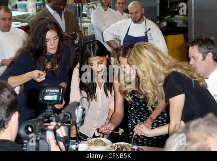 Anne V, Hilary Rhoda, Brooklyn Decker, Jessica Gomes Sports Illustrated Swimsuit Models Invade STK at Cosmopolitan  Las Vegas, Nevada - 16.02.11 Stock Photo