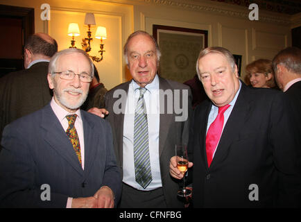Andrew Sachs, Geoffrey Palmer and Brian MacArthur,  Oldie of the Year Awards 2011 held at Simpsons in the Strand London - Inside.  London, England - 10.02.11, Stock Photo