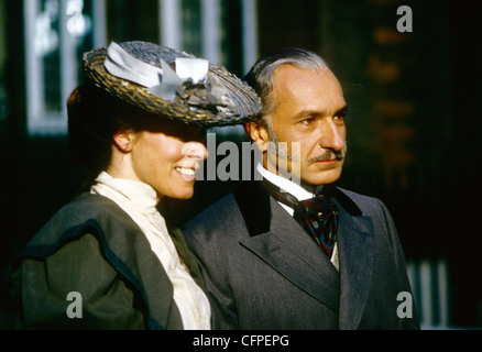 WITHOUT A CLUE Michael Caine 1988 Stock Photo Alamy
