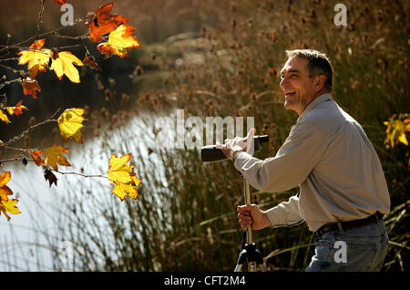 DECEMBER 6, 2006, OCEANSIDE, CA, USA  , TOM TROY stood near the Buena Vista Lagoon , December 6.  Mandatory Credit: photo by Dan Trevan/San Diego Union-Tribune/Zuma Press. copyright 2006 San Diego Union-Tribune Stock Photo